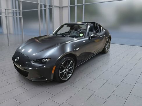 Used 2019 MAZDA MX-5 Miata RF Grand Touring RWD image 4