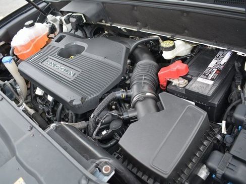 Used 2019 Lincoln Nautilus FWD image 43