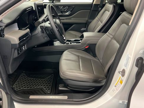 Used 2024 Lincoln Corsair AWD w/ Equipment Group 101A image 18