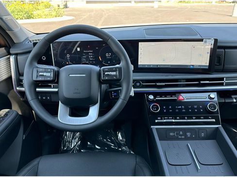 Used 2024 Hyundai Santa Fe Limited image 11