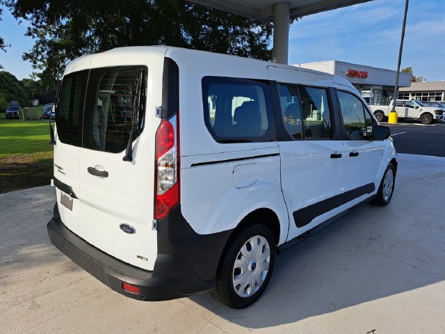 Used 2023 Ford Transit Connect XL FWD image 7