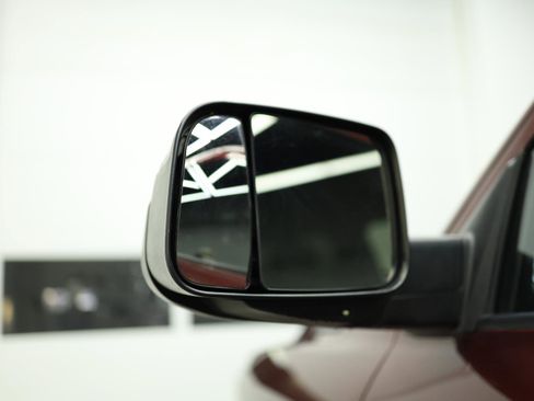 Used 2022 RAM 3500 Laramie w/ Night Edition image 25