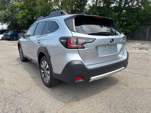 Used 2024 Subaru Outback Limited AWD/4WD image 9
