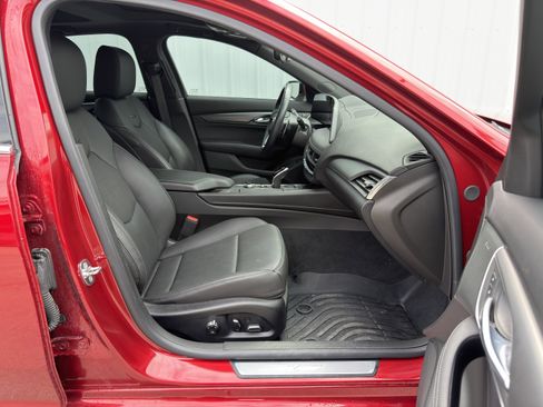 Used 2025 Cadillac CT5 Premium Luxury RWD image 19