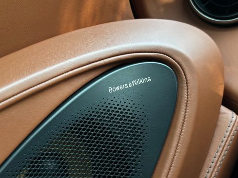 Used 2017 McLaren 570S RWD image 33