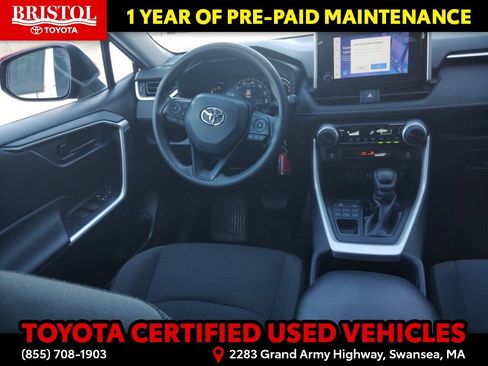 Used 2024 Toyota RAV4 LE AWD/4WD image 16
