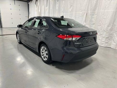 Used 2025 Toyota Corolla LE image 5