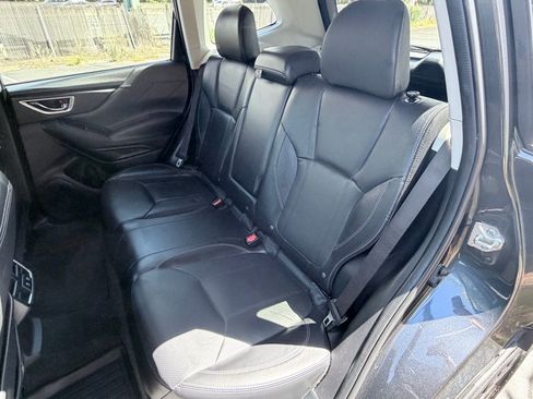 Used 2019 Subaru Forester Limited AWD/4WD image 9