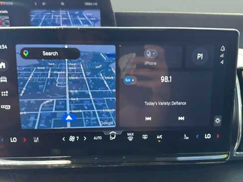 Used 2025 Ford Expedition Tremor AWD/4WD image 15