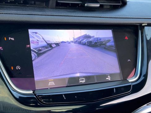 Used 2023 Cadillac XT6 Premium Luxury image 24