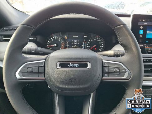 New 2026 Jeep Compass Limited image 10