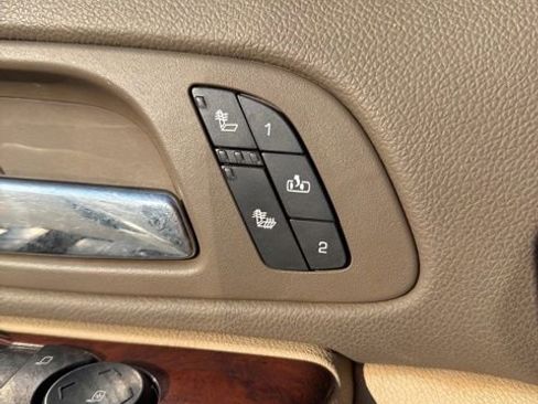 Used 2014 Chevrolet Silverado 3500 LTZ w/ LTZ Plus Package image 12