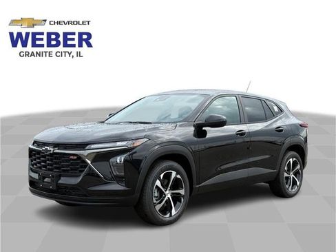 New 2026 Chevrolet Trax RS w/ Sunroof Package FWD image 1