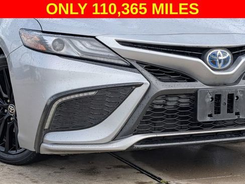 Used 2022 Toyota Camry XSE w/ Cold Weather Package FWD image 3