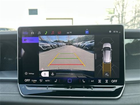 New 2026 Volkswagen Tiguan SE R-Line image 23