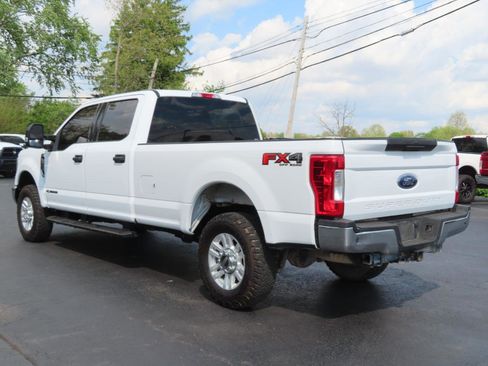 Used 2019 Ford F250 XLT w/ XLT Value Package image 4