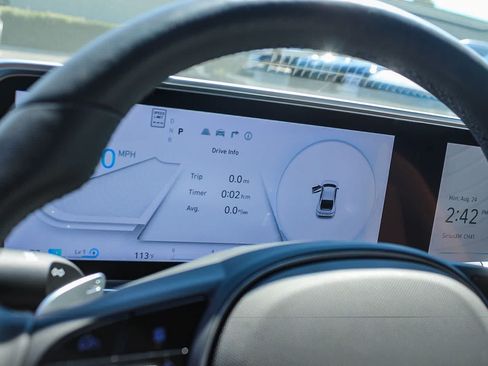 Certified 2024 Hyundai Ioniq 6 Limited RWD image 27