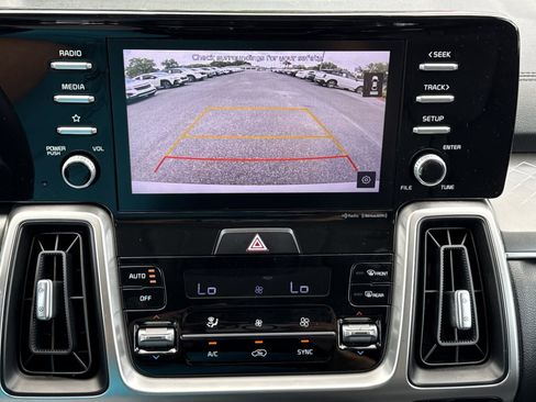 Used 2021 Kia Sorento S FWD image 25