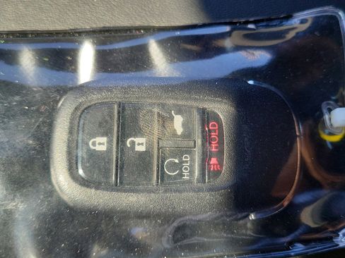 Used 2023 Honda HR-V Sport image 33