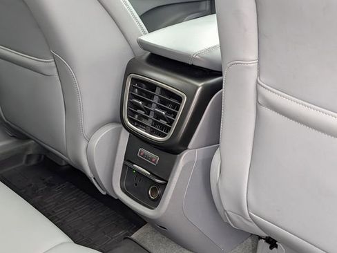 Used 2020 Lincoln Nautilus Reserve image 34