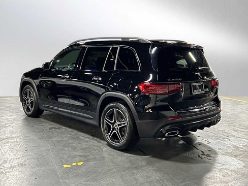 New 2026 Mercedes-Benz GLB 250 4MATIC image 5