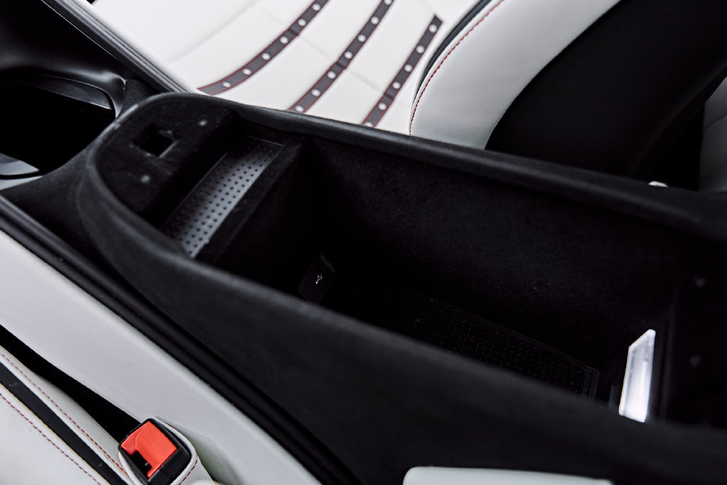 Used 2022 Ferrari Roma RWD image 68
