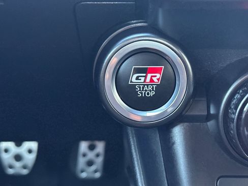 Certified 2025 Toyota GR86 Hakone Edition image 20