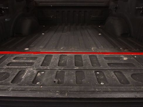 Used 2018 Ford F150 XLT w/ Equipment Group 302A Luxury AWD/4WD image 12