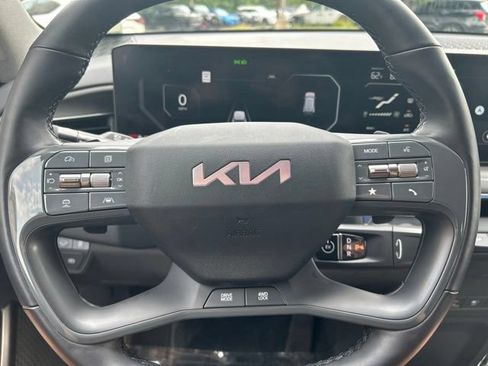 Used 2024 Kia EV9 Land AWD/4WD image 24