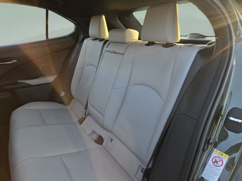 Used 2019 Lexus UX 200 w/ Accessory Package 2 FWD image 20