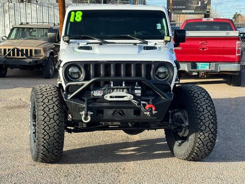 Used 2018 Jeep Wrangler Unlimited Rubicon image 3