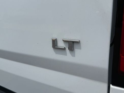 Used 2022 Chevrolet Colorado LT w/ Fleet Safety Package RWD image 12