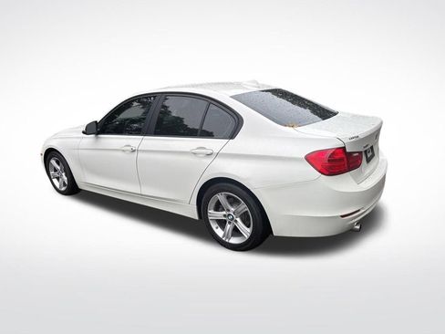 Used 2015 BMW 320i xDrive Sedan AWD/4WD image 3