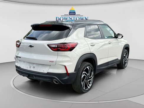 Used 2026 Chevrolet TrailBlazer RS w/ Convenience Package AWD/4WD image 3