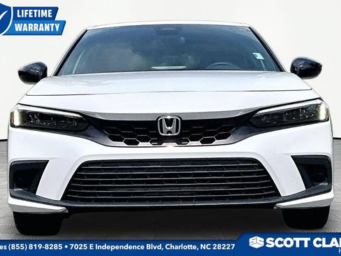 Used 2024 Honda Civic Sport image 2