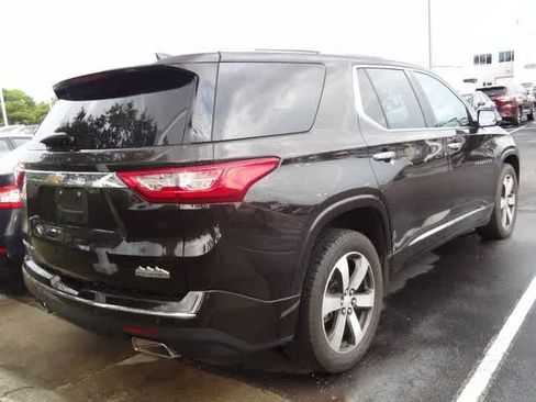 Used 2019 Chevrolet Traverse High Country AWD/4WD image 6
