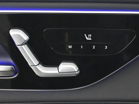 Used 2026 Mercedes-Benz GLC 300 4MATIC image 24