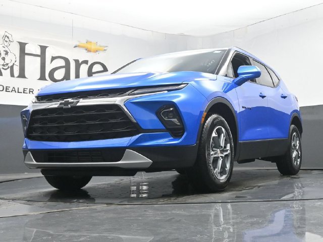 New 2026 Chevrolet Blazer LT w/ Convenience Package FWD image 4