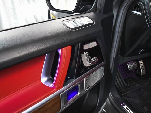 Used 2021 Mercedes-Benz G 550 image 10