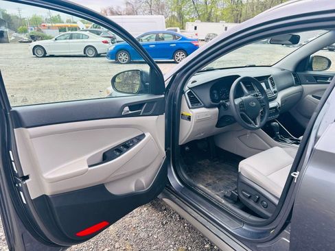 Used 2017 Hyundai Tucson SE image 15