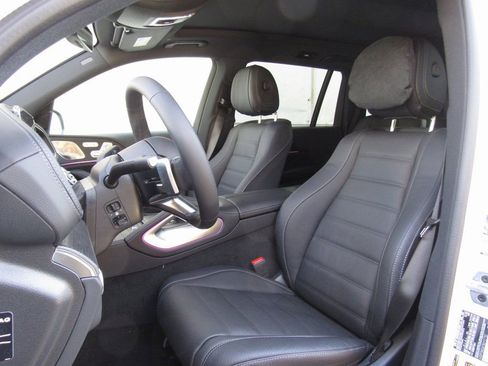 New 2026 Mercedes-Benz GLS 450 4MATIC image 10