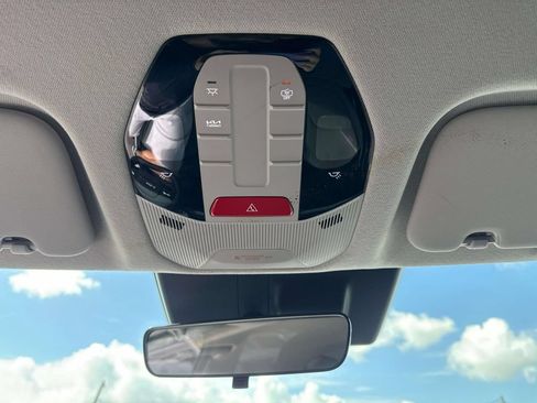 Certified 2025 Kia K4 FWD image 31