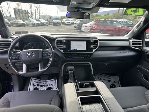 Used 2025 Toyota Tundra SR5 AWD/4WD image 14