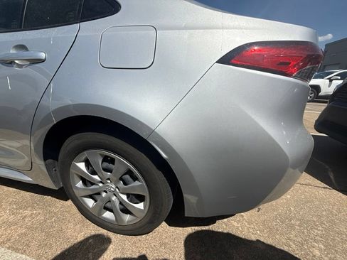 Used 2024 Toyota Corolla LE FWD image 3