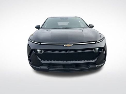 New 2026 Chevrolet Equinox EV LT image 8