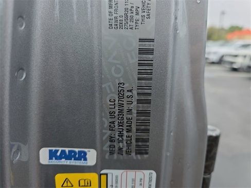 Used 2021 Jeep Wrangler Unlimited Sahara image 41