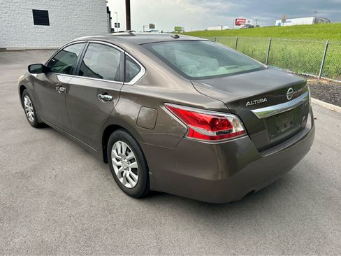 Used 2015 Nissan Altima 2.5 S w/ Power Driver Seat Package FWD image 7