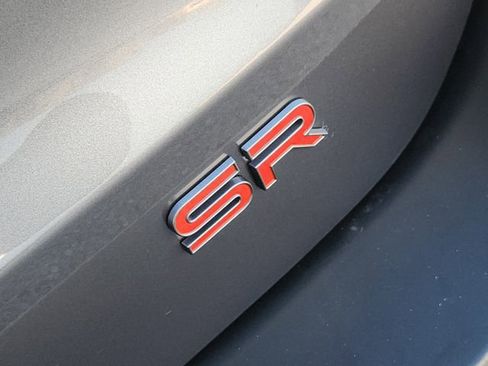 Used 2025 Nissan Kicks SR FWD image 8