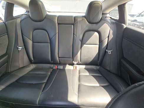 Used 2019 Tesla Model 3 Standard Range Plus RWD image 28