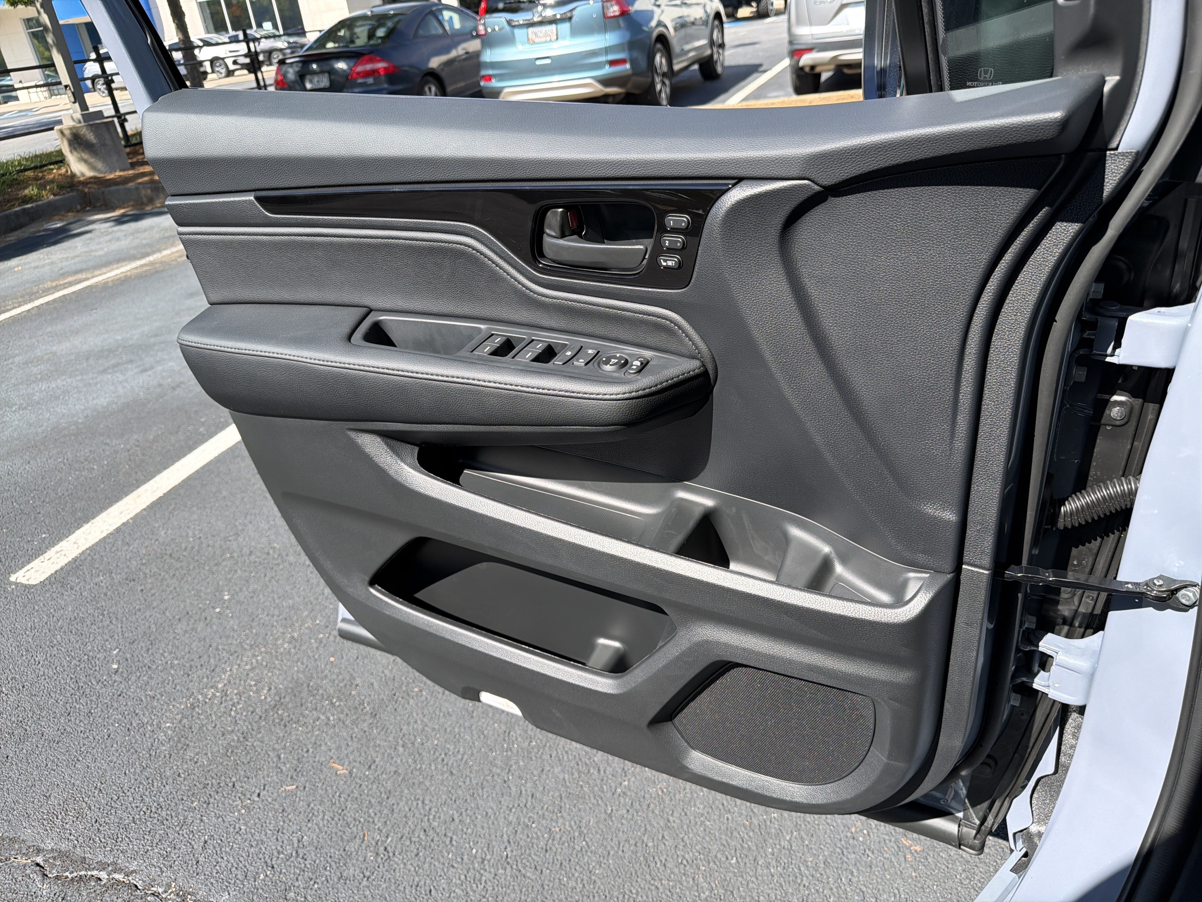 New 2027 Honda Odyssey Touring image 13